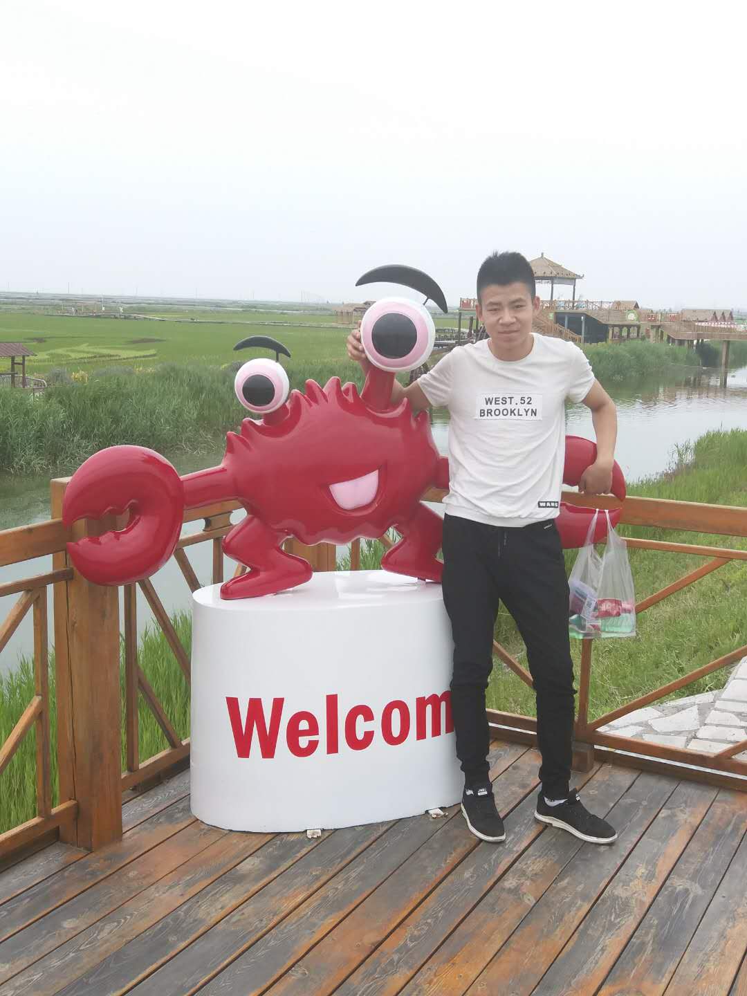 盤錦螃蟹有多少種,燒夾子、招潮蟹,寄居蟹,盤錦河蟹四種